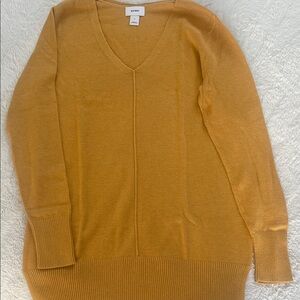 Old Navy V-Neck Sweater in Mustard Yellow